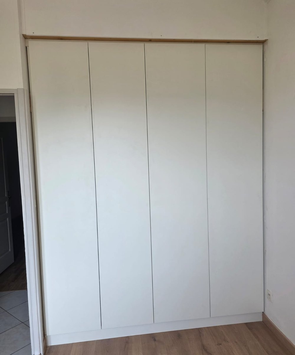Dressing fermé sur mesure blanc