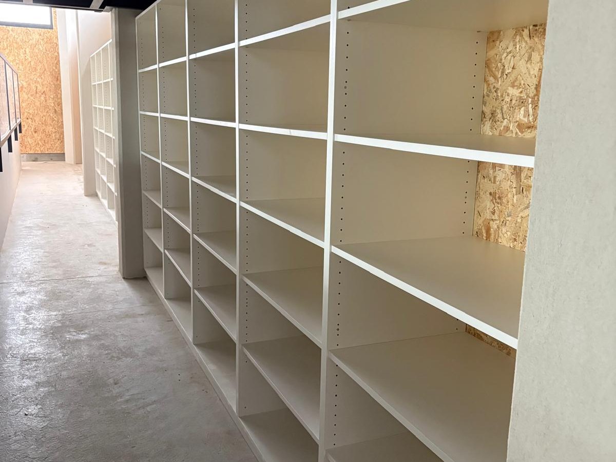 Rangement ouvert sur mesure
